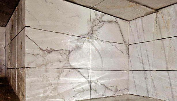 Yule Marble Countertop Slabs